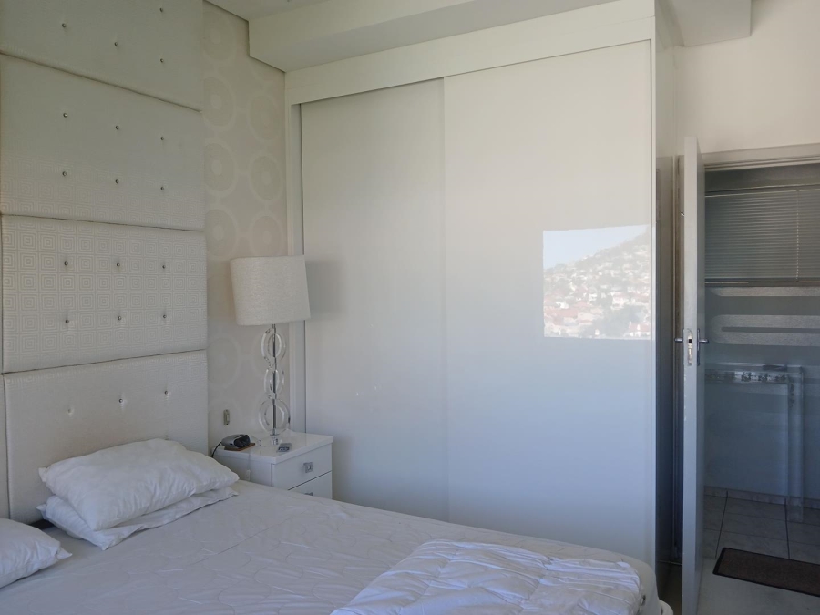 To Let 2 Bedroom Property for Rent in Sea Point Western Cape